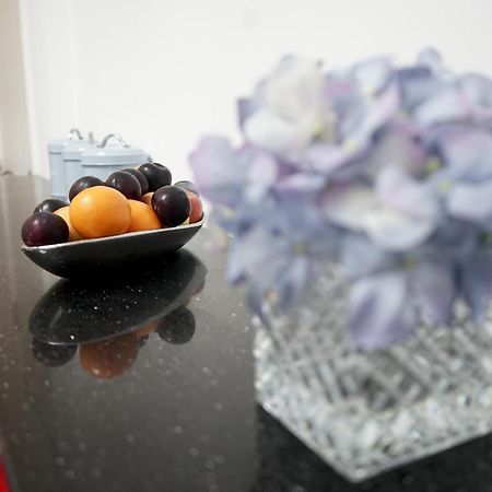 Luxury London Garden Home Sleep 7, 2 Mins To Metro Екстер'єр фото