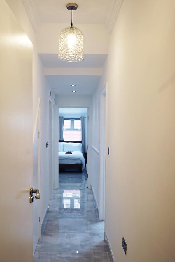 Luxury London Garden Home Sleep 7, 2 Mins To Metro Екстер'єр фото