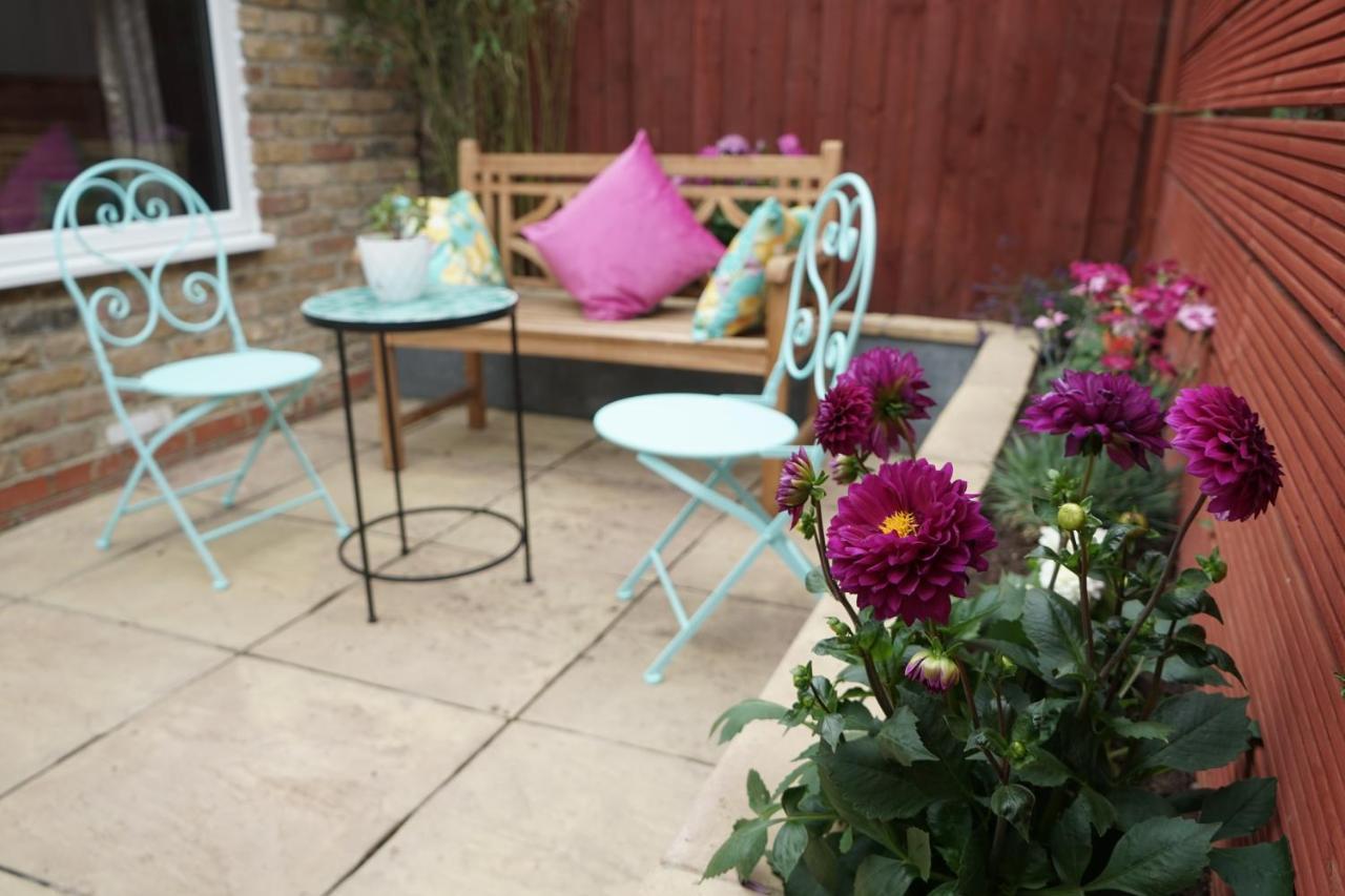 Luxury London Garden Home Sleep 7, 2 Mins To Metro Екстер'єр фото