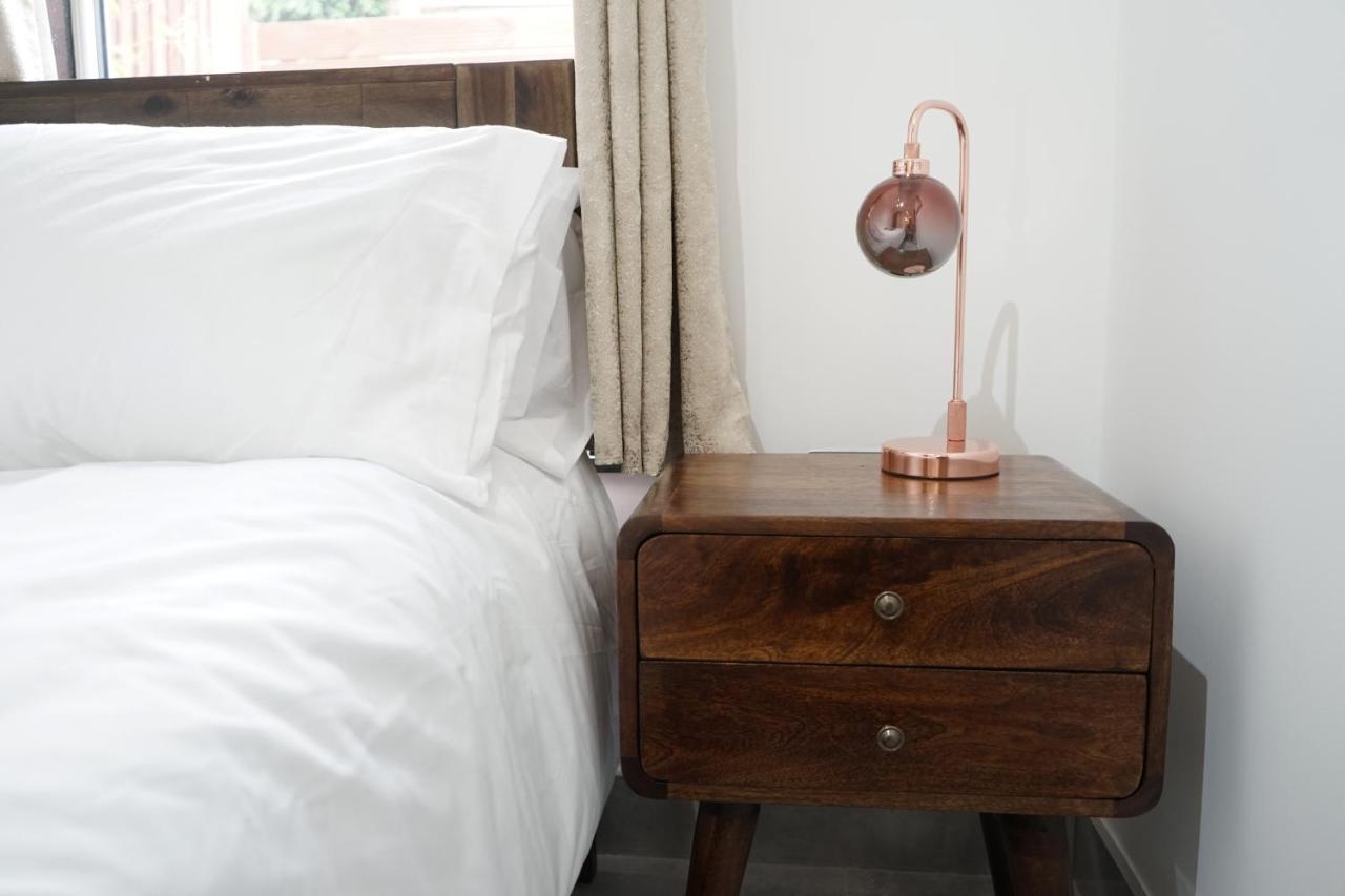 Luxury London Garden Home Sleep 7, 2 Mins To Metro Екстер'єр фото